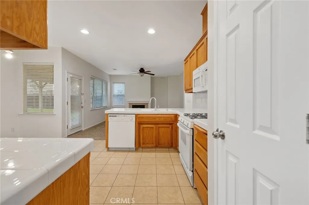 Additional image 31 of 3232 N Zion Cir, Hanford, CA 93230