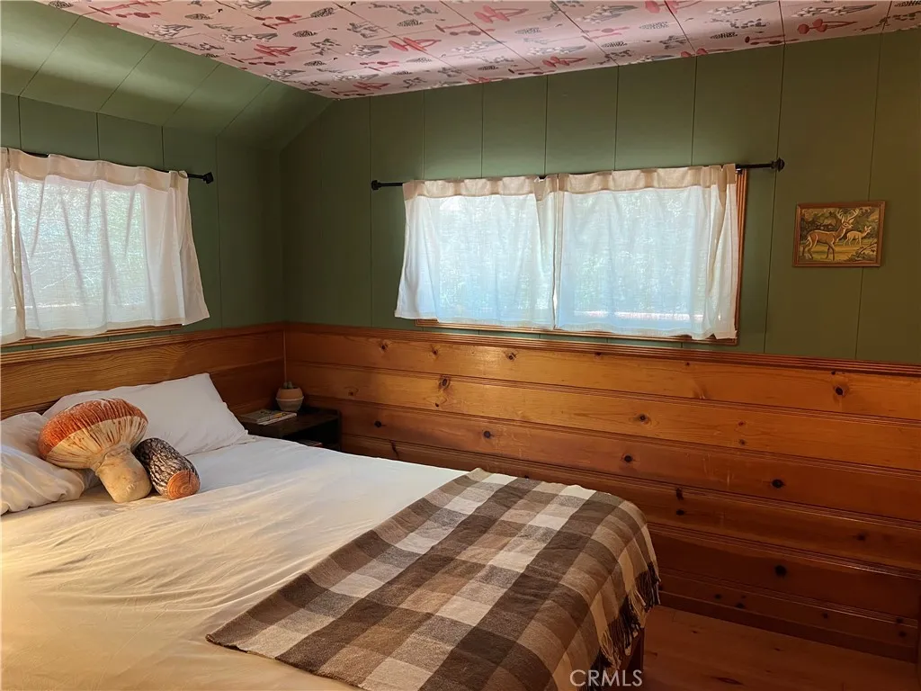 Additional image 18 of 23348 Outlook Ln, Crestline, CA 92325