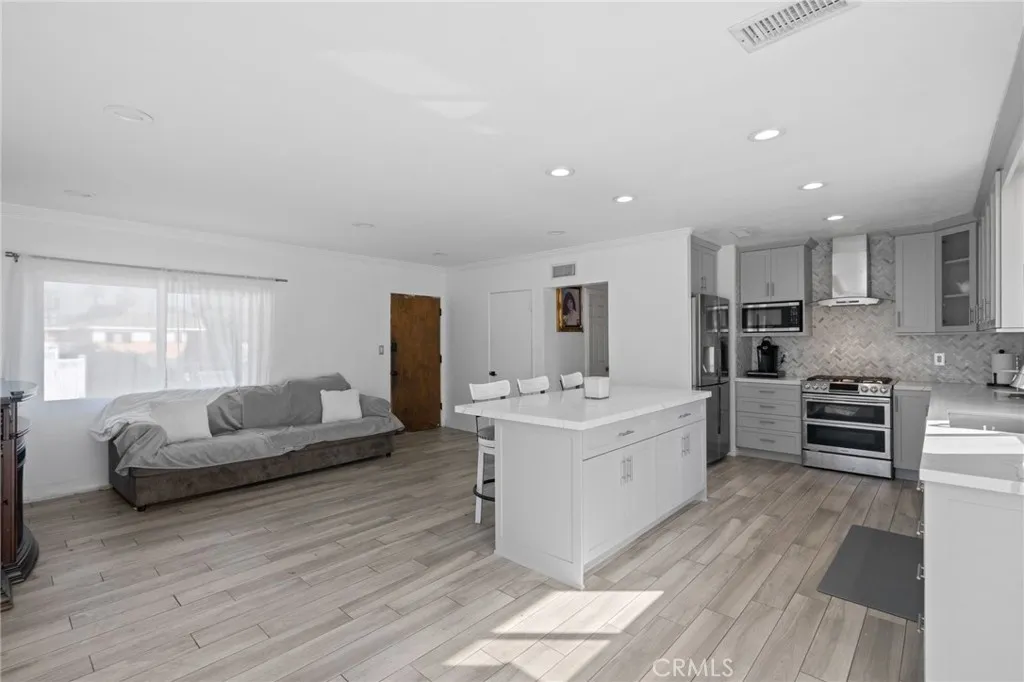 Additional image 7 of 13434 Hutchcroft St, La Puente, CA 91746