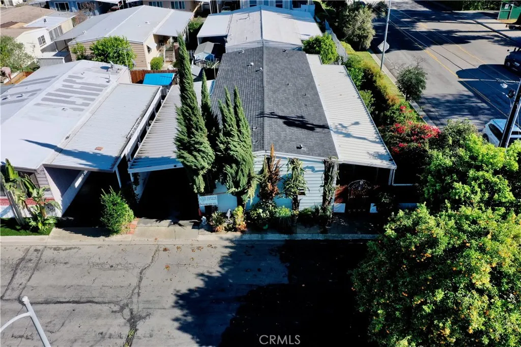 Additional image 2 of 21001 Plummer Street Unit 107, Chatsworth, CA 91311