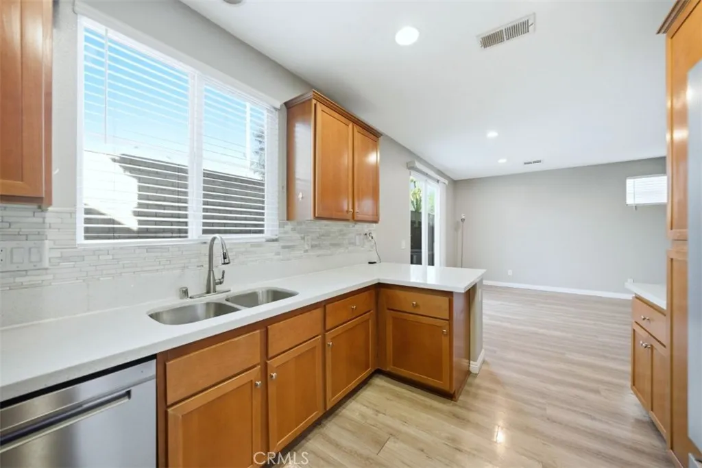 Additional image 19 of 27114 Dolostone Way, Moreno Valley, CA 92555