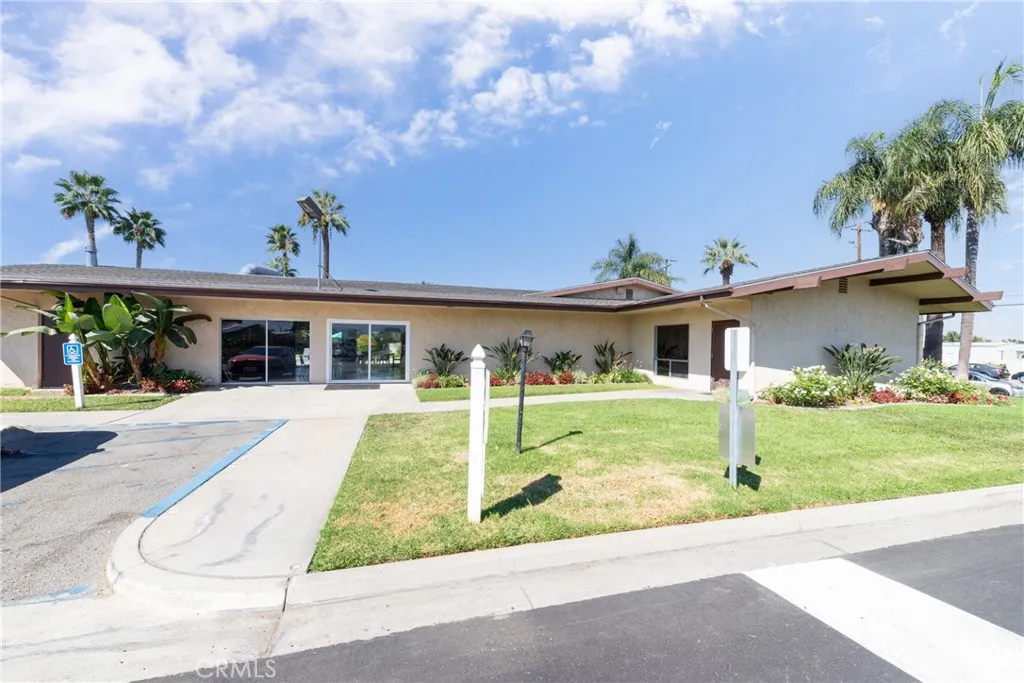 Additional image 65 of 65 Round table Unit 65, Riverside, CA 92507