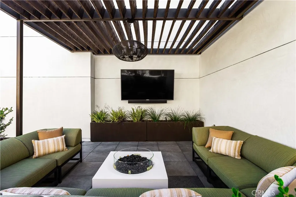 Additional image 34 of 1333 S Orange Grove Avenue Unit 310, Los Angeles, CA 90019