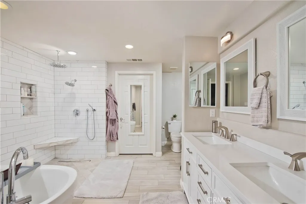 Additional image 44 of 16479 W Nicklaus Dr Unit 124, Sylmar, CA 91342