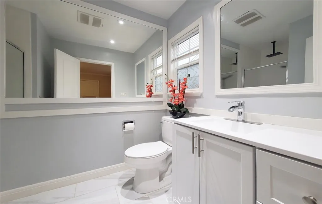 Additional image 13 of 22201 Schoolcraft, Canoga Park, CA 91303