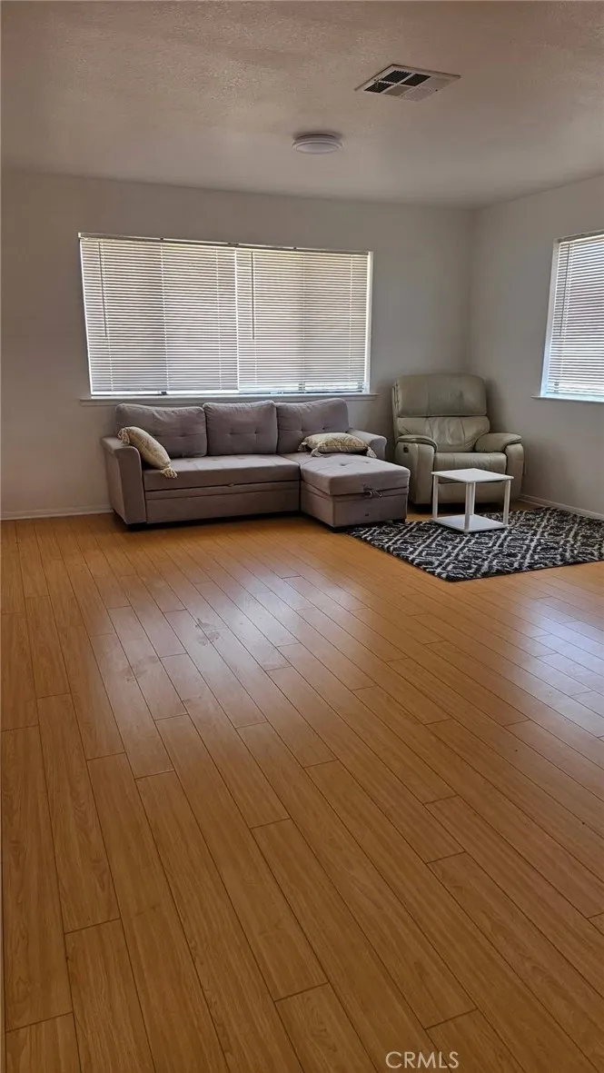 Additional image 22 of 10409 Redwood Blvd, California City, CA 93505