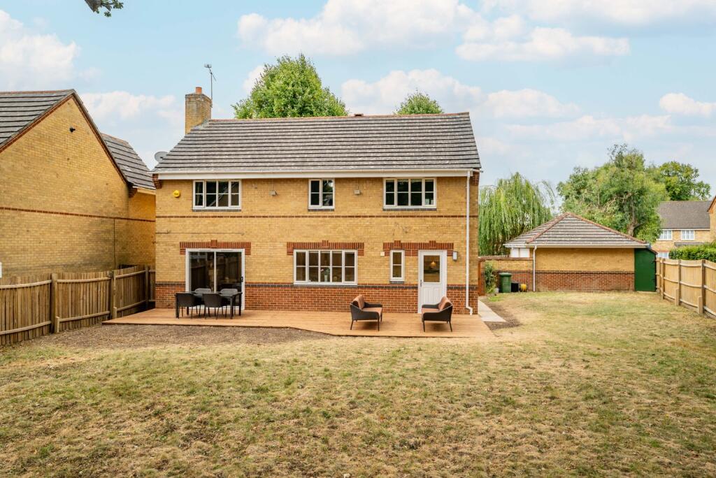 Additional image 25 of St. Barts Close, St. Albans, Hertfordshire, AL4