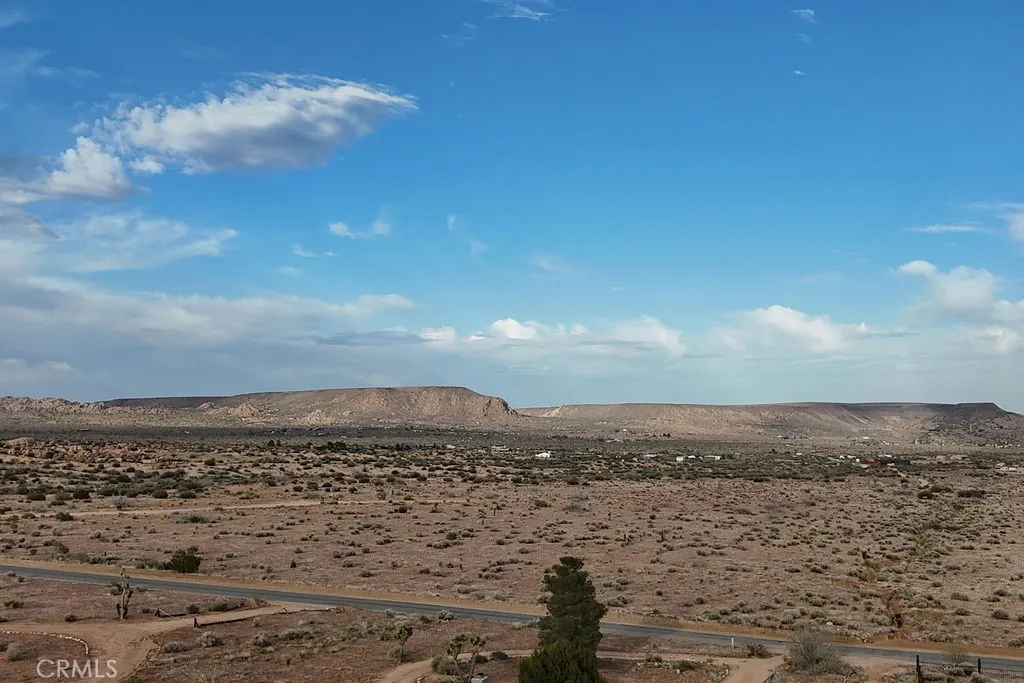 Additional image 8 of 2995 Ox Yoke Rd, Pioneertown, CA 92268