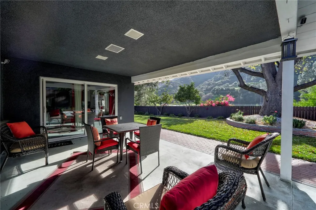 Additional image 28 of 3212 W Valley Heart Drive, Burbank, CA 91505