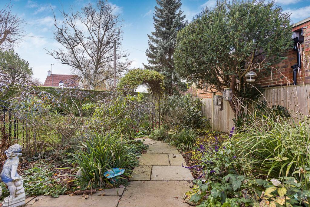 Additional image 28 of Elm Gardens, Welwyn Garden City, Hertfordshire, AL8