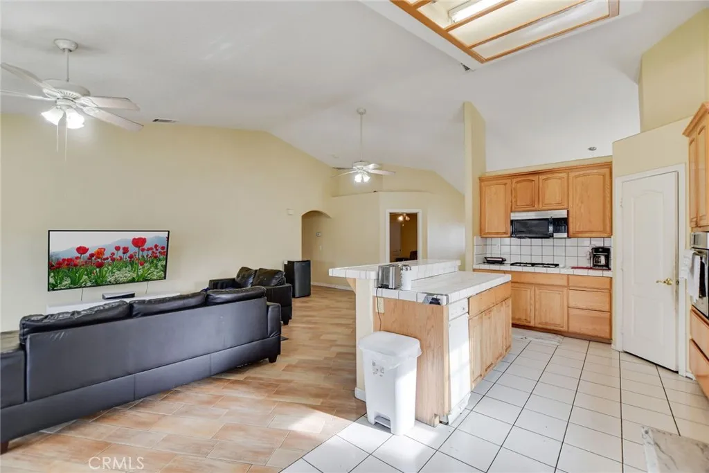 Additional image 18 of 12794 Rain Shadow Rd, Victorville, CA 92395