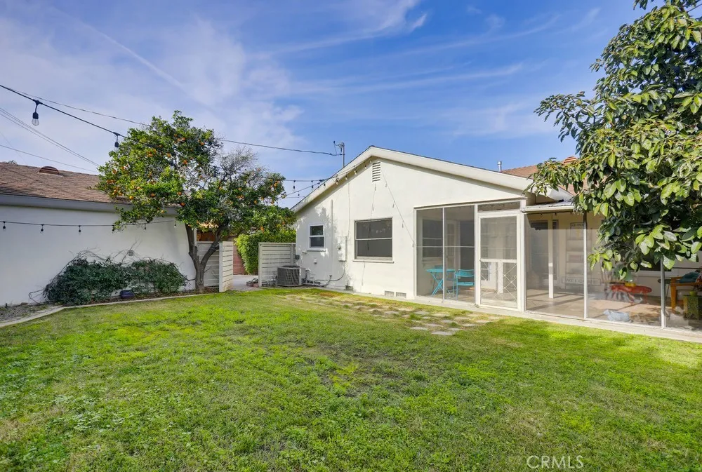 Additional image 95 of 1010 W 21st Street, Santa Ana, CA 92706