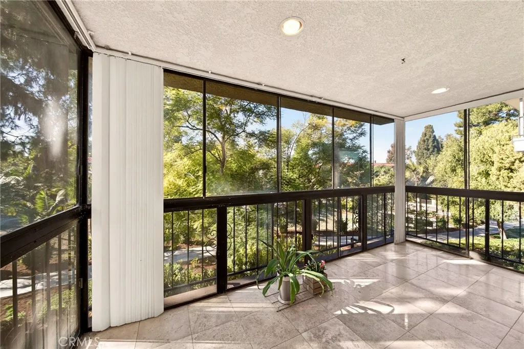 Additional image 25 of 2393 Via Mariposa W Unit 2B, Laguna Woods, CA 92637