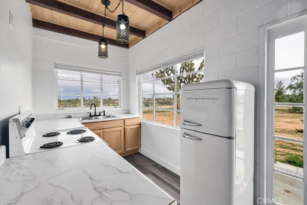 Additional image 82 of 57726 Starlight Mesa Road, Yucca Valley, CA 92284