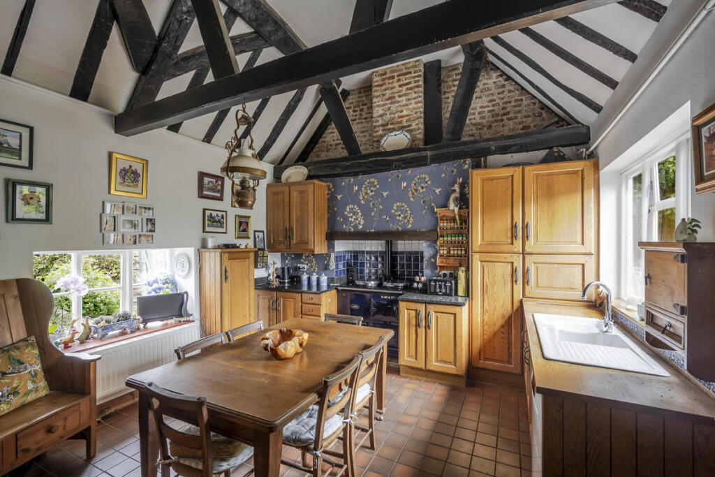 Additional image 5 of Pottersheath Road, Welwyn, AL6