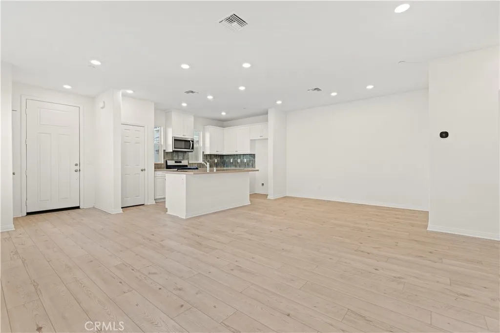 Additional image 4 of 4214 S Laguna Avenue, Ontario, CA 91761