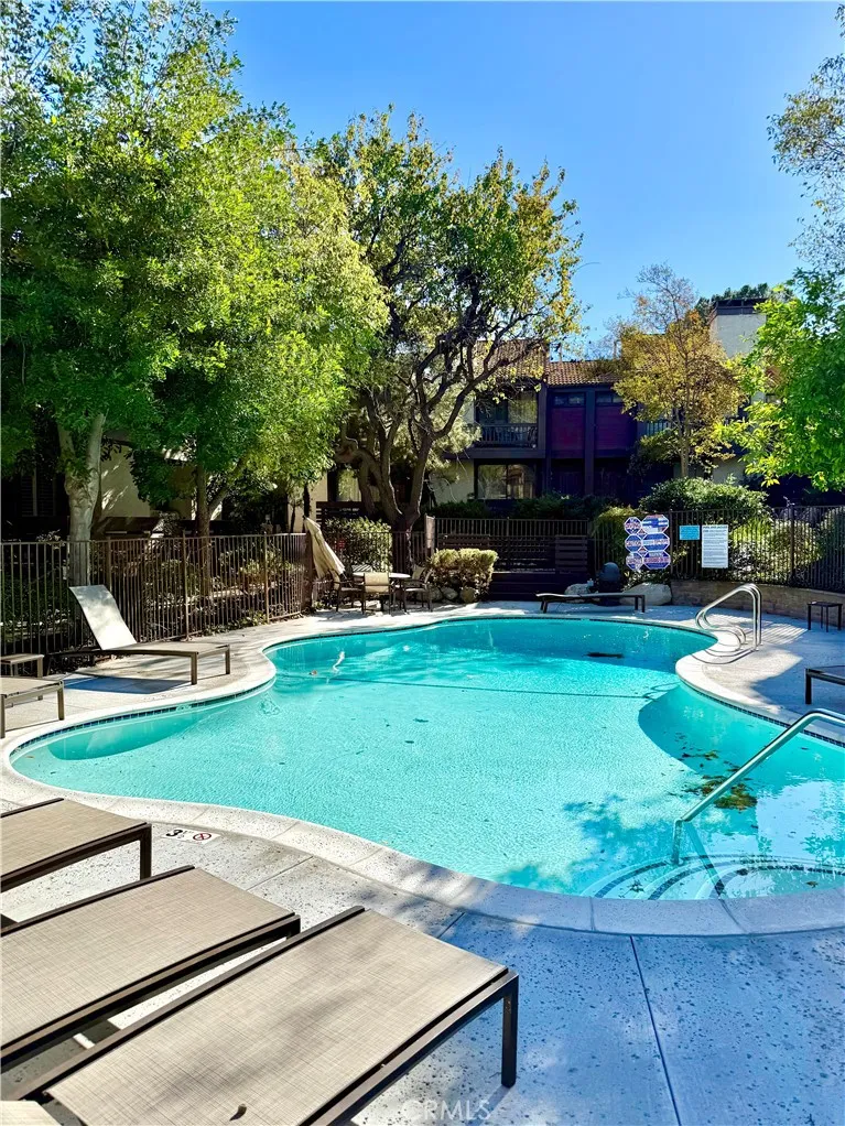 Additional image 27 of 21930 Marylee St Unit 98, Woodland Hills, CA 91367