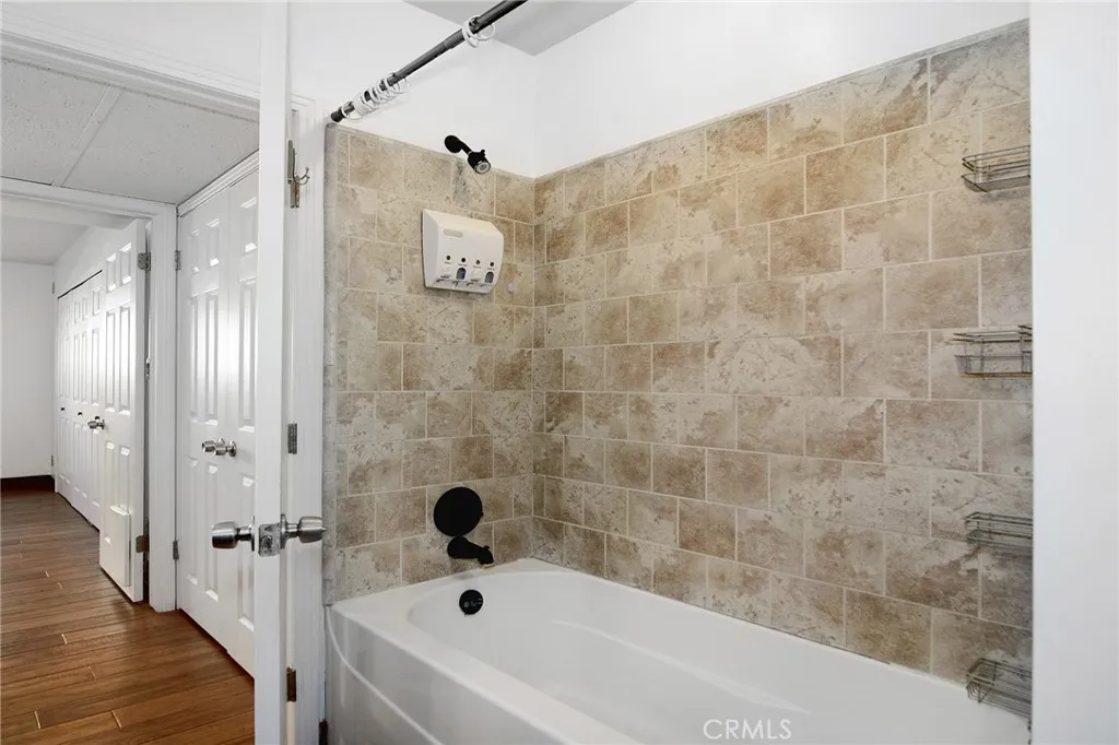 Additional image 12 of 355 S Madison Avenue Unit 310, Pasadena, CA 91101