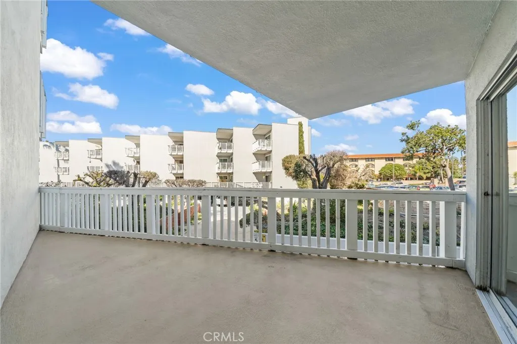 Additional image 13 of 650 The Village Unit 106, Redondo Beach, CA 90277