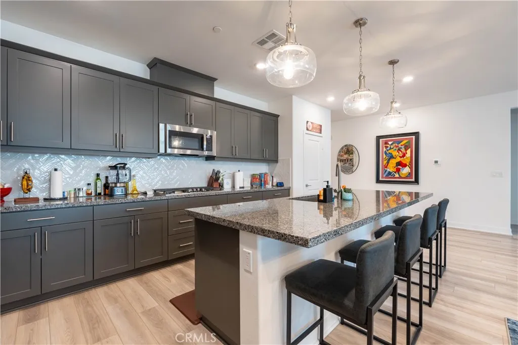 Additional image 47 of 565 Hudson Way, Rialto, CA 92377