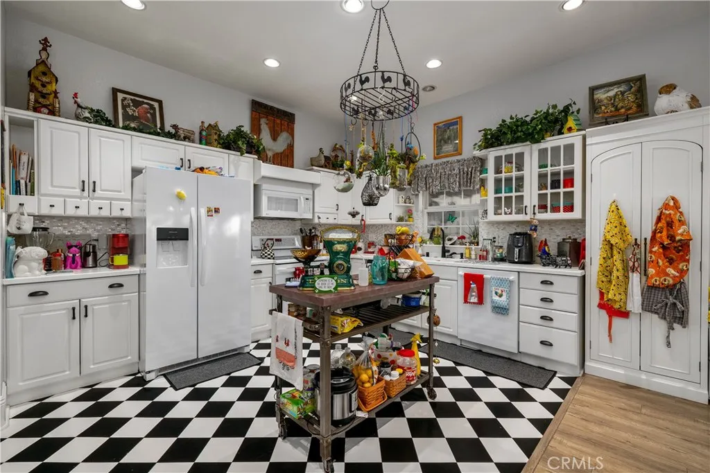 Additional image 35 of 24105 Carancho Road, Temecula, CA 92590