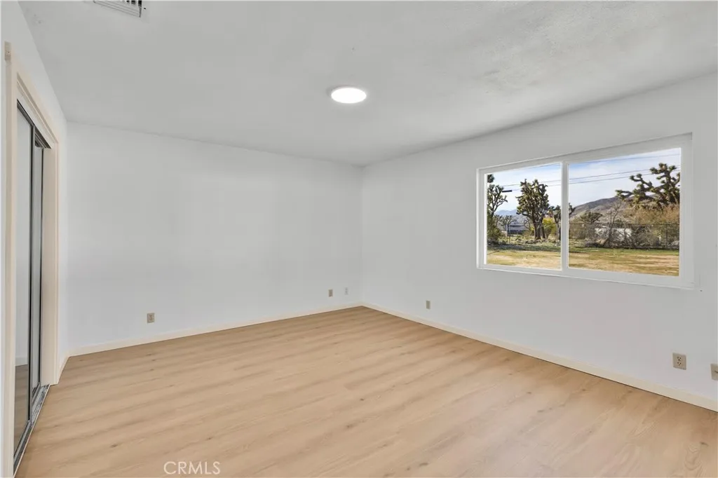 Additional image 17 of 7010 Airway Avenue, Yucca Valley, CA 92284