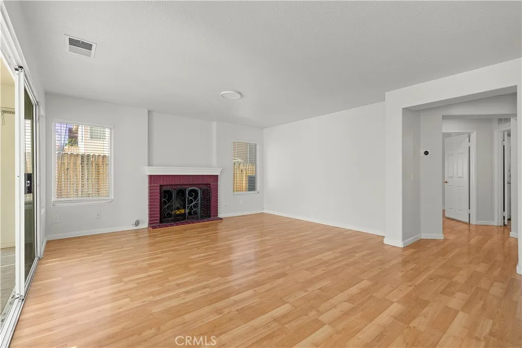 Additional image 17 of 2136 E Colunga St, Colton, CA 92324