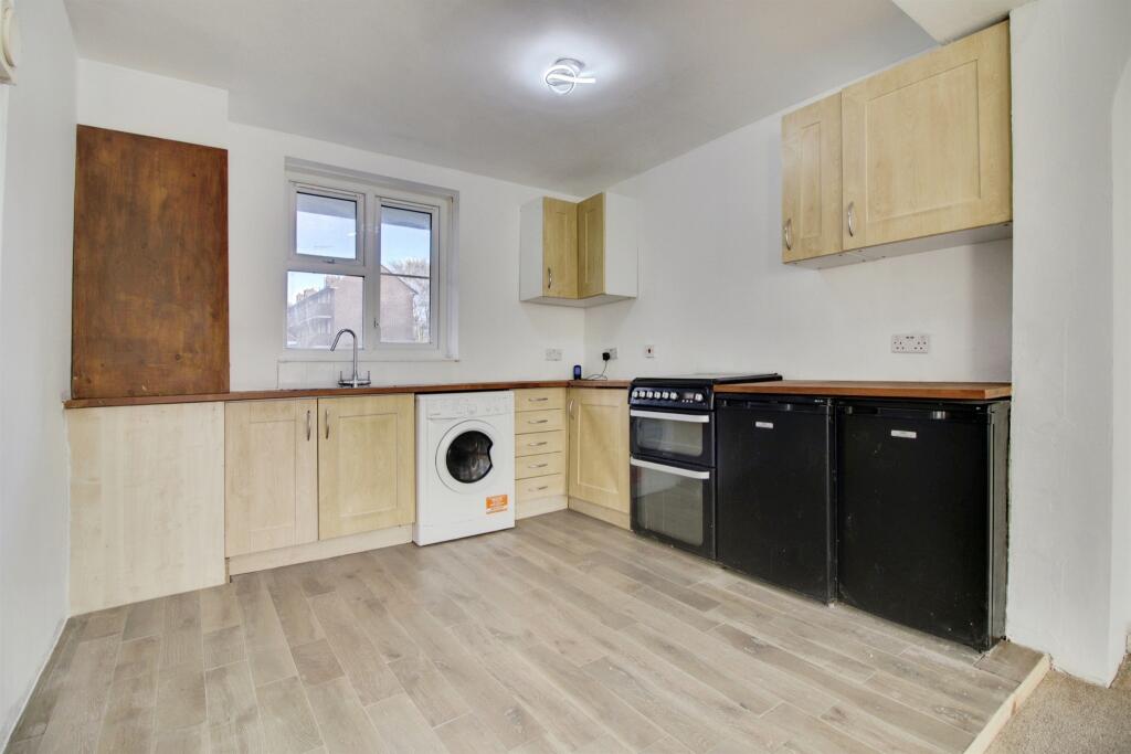 Additional image 8 of Springfields, WELWYN GARDEN CITY