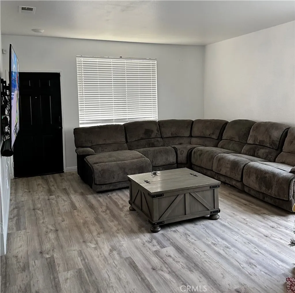 Additional image 4 of 25058 Niagra Court, Hemet, CA 92544