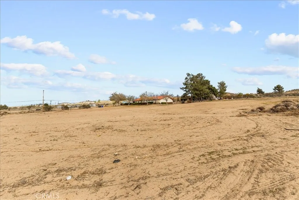 Additional image 48 of 20575 Lupine Street, Apple Valley, CA 92308