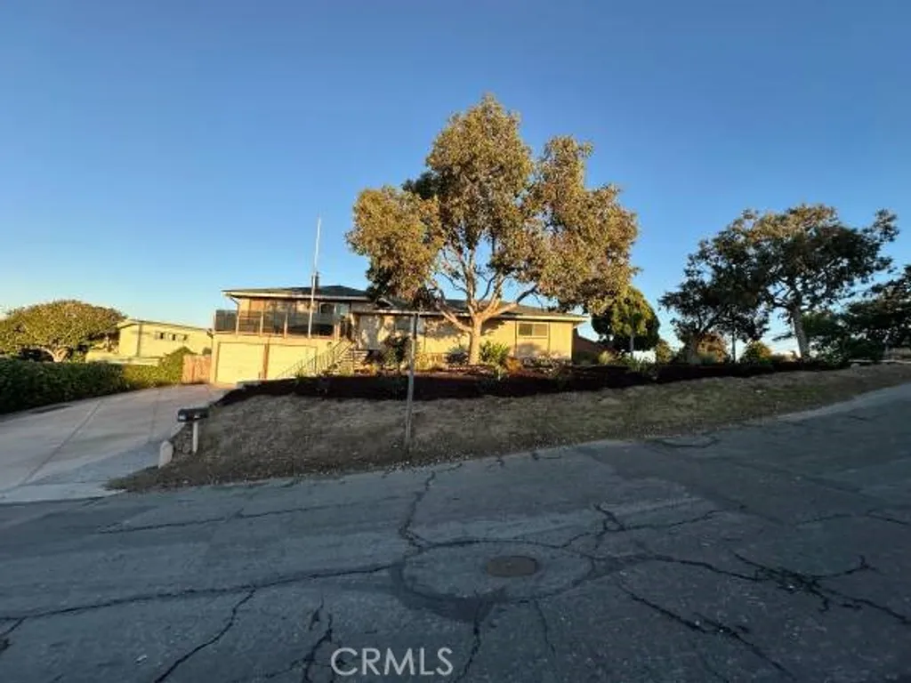 Additional image 3 of 1566 Hillcrest Dr, Arroyo Grande, CA 93420