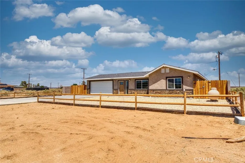 Additional image 22 of 19848 Taylor St, California City, CA 93505