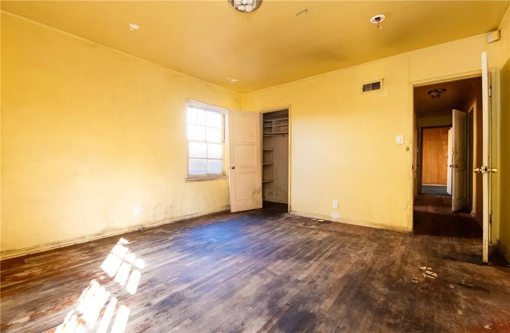 Additional image 83 of 3421 S Dunsmuir Ave, Los Angeles, CA 90016