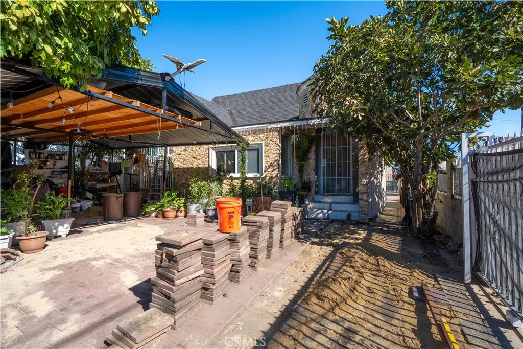 Additional image 13 of 8710 Hooper Avenue, Los Angeles, CA 90002