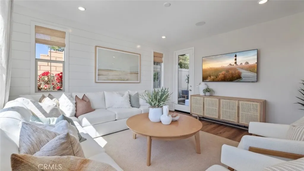 Additional image 9 of 732 Guy Turner Drive, Camarillo, CA 93010