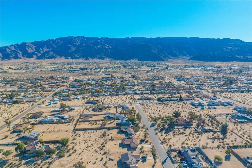 Additional image 95 of 5753 La Luna, 29 Palms, CA 92277