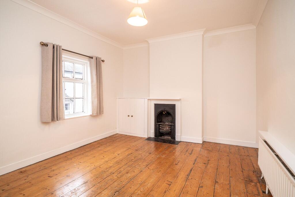 Additional image 3 of High Street, Markyate, AL3