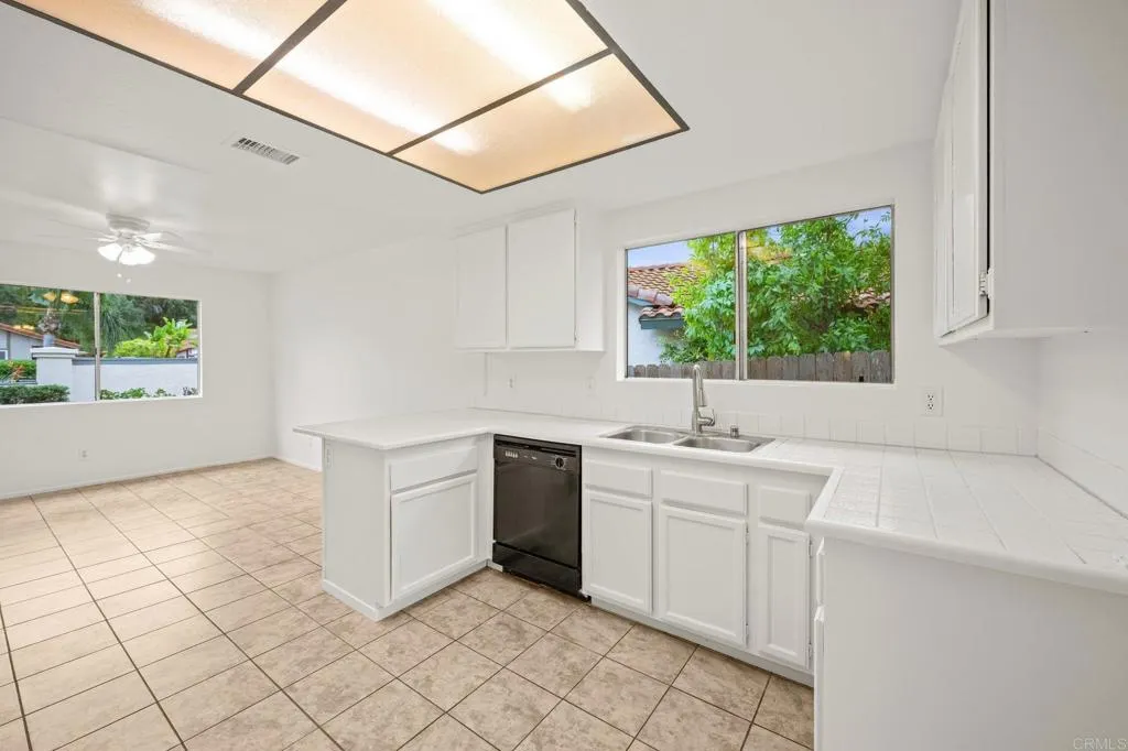 Additional image 10 of 4884 Tarragon Drive, Oceanside, CA 92057