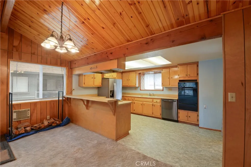 Additional image 7 of 1016 Anita Avenue, Big Bear City, CA 92314