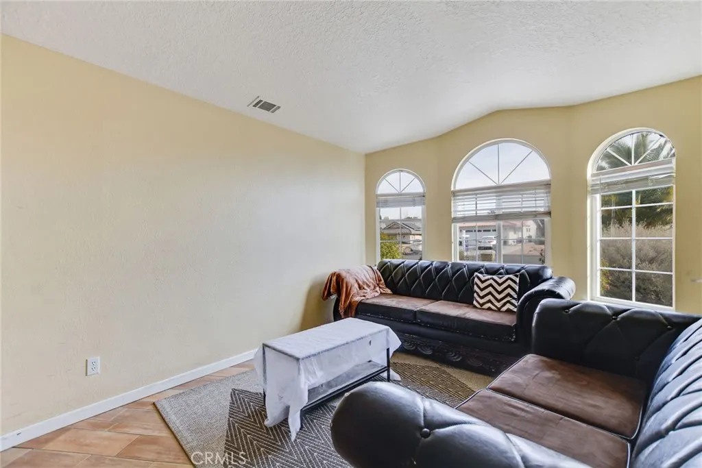 Additional image 12 of 12794 Rain Shadow Rd, Victorville, CA 92395