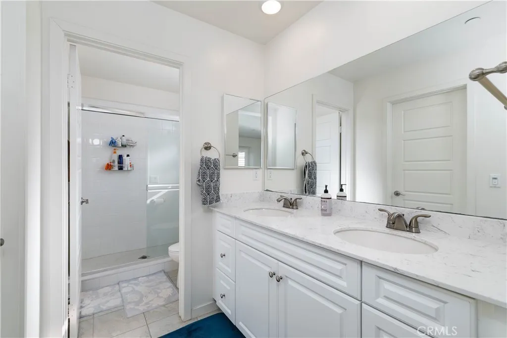 Additional image 13 of 582 S Harbor Blvd, Santa Ana, CA 92704