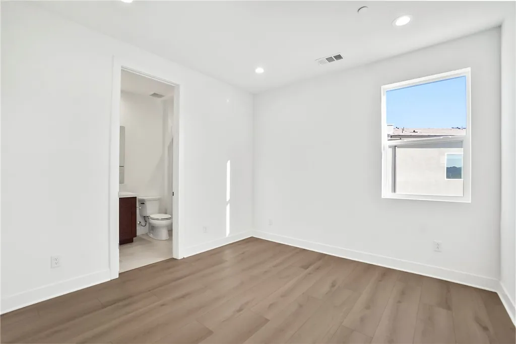 Additional image 39 of 27392 Dialogue Way, Valencia, CA 91381