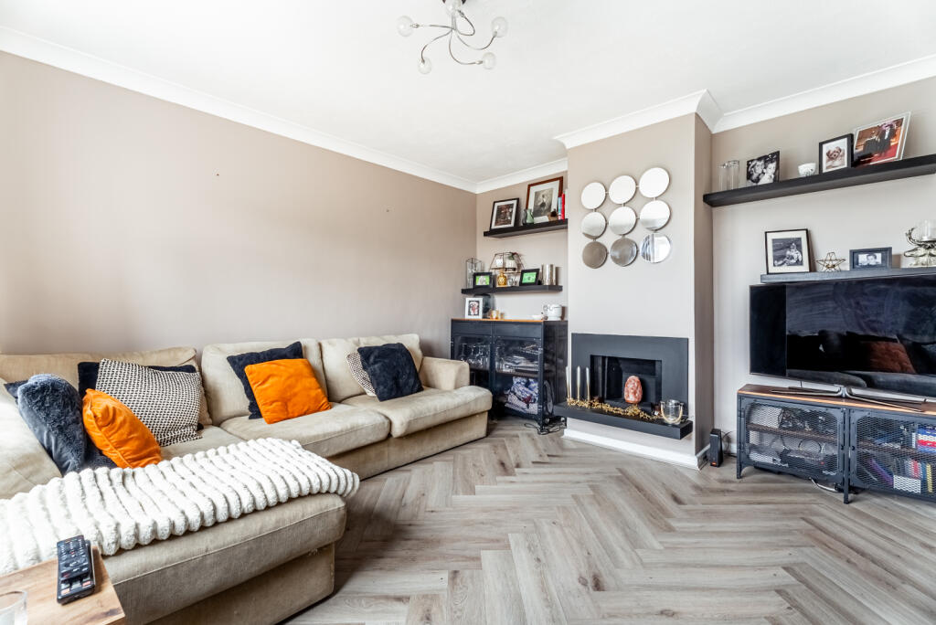 Additional image 5 of Molescroft, Harpenden, Hertfordshire, AL5