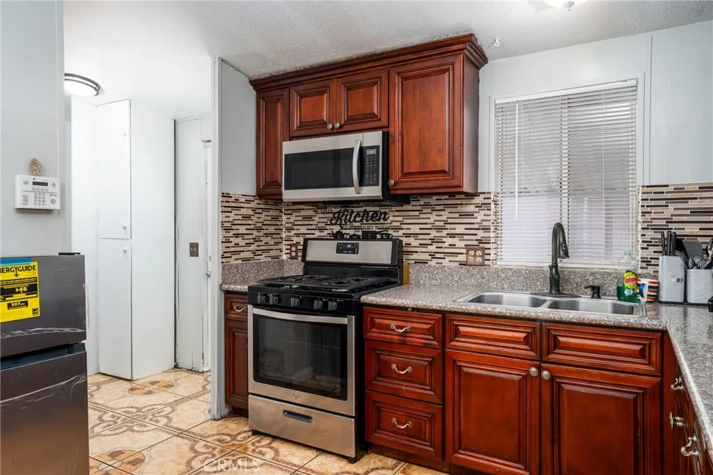 Additional image 37 of 17225 Valley Blvd, Fontana, CA 92335