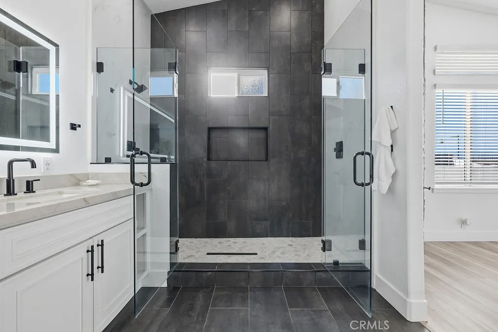 Additional image 115 of 18785 Sahale, Apple Valley, CA 92307