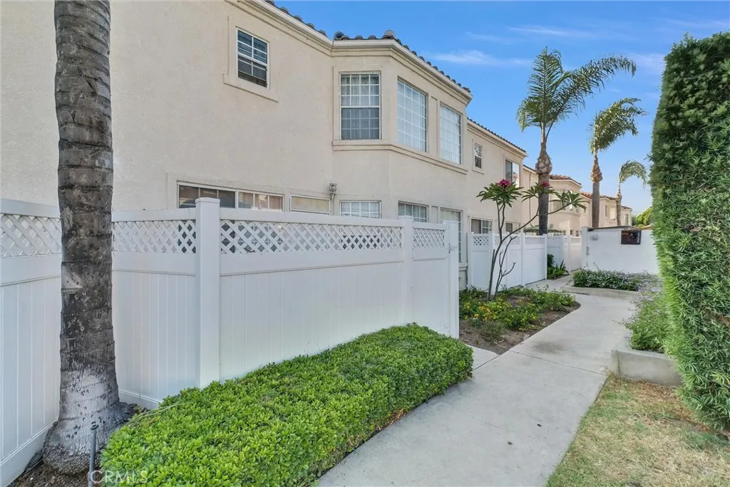 Additional image 5 of 19555 E Cypress Street Unit P, Covina, CA 91724