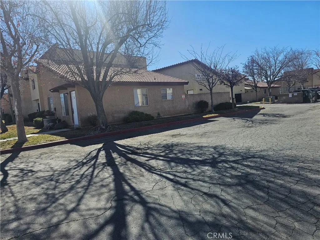 Additional image 28 of 1750 E Avenue Q14 Unit 20, Palmdale, CA 93550
