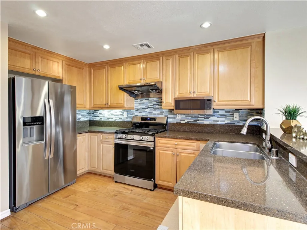 Additional image 8 of 78 E Bay State st #1E, Alhambra, CA 91801