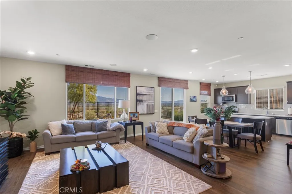 Additional image 4 of 525 Chalakat Court, San Jacinto, CA 92582