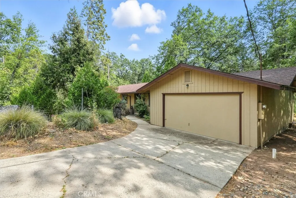 Additional image 3 of 59556 Cascadel Dr, North Fork, CA 93643